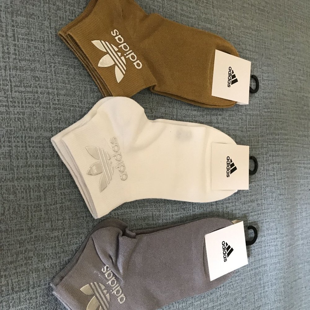 Adidas yellow white purple socks